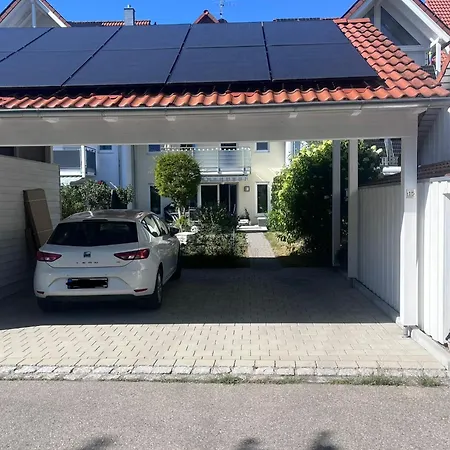 Schoenes Und Badezimmer In Einfamilienhaus Проживание в семье *